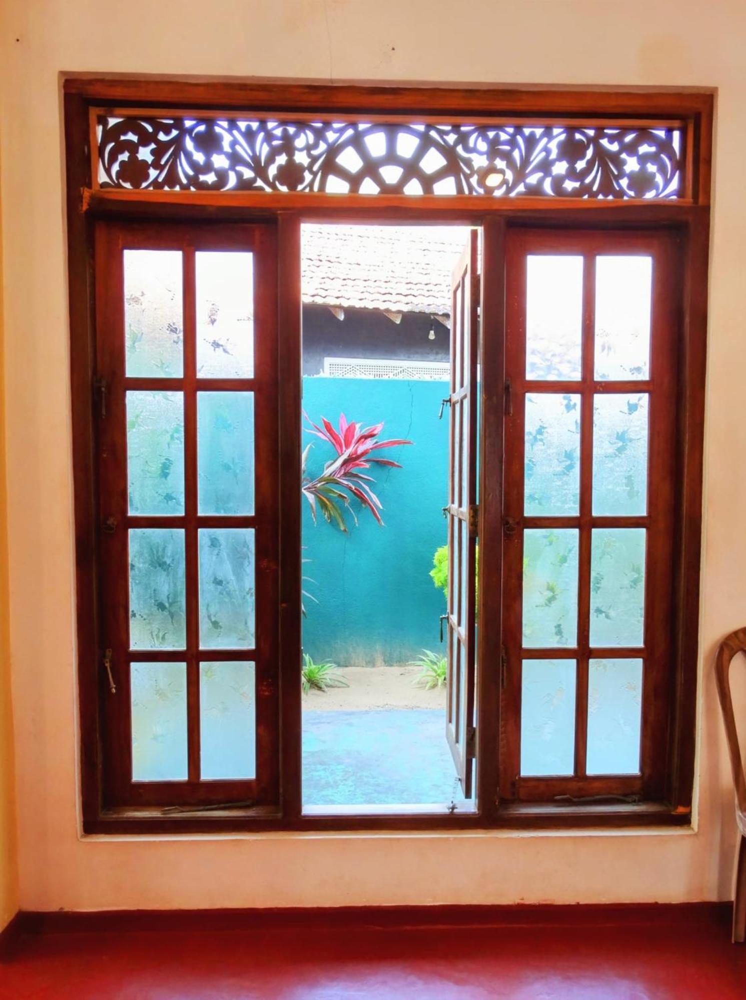 Private Beach House In 미리사 외부 사진